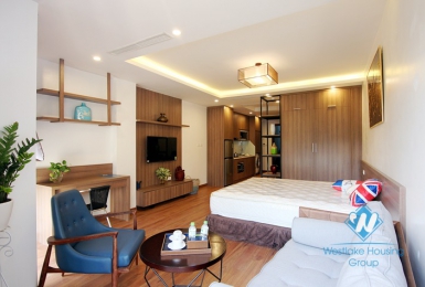 New studio with lake view for rent in Dang Thai Mai, Tay Ho.